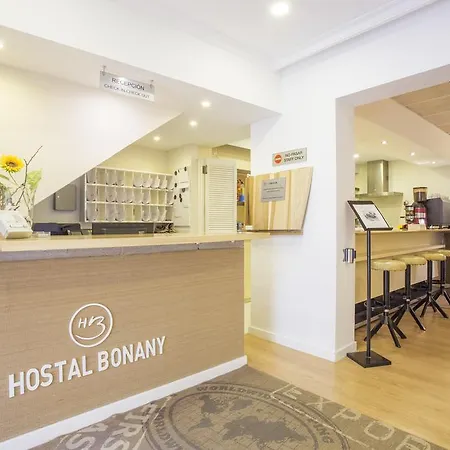 Bonany Hostel *