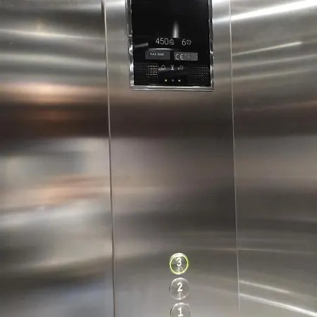 オスタル ボナニー *